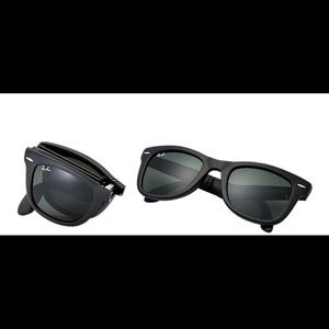 Ray-Ban Wayfarer Folding Classic Sunglasses